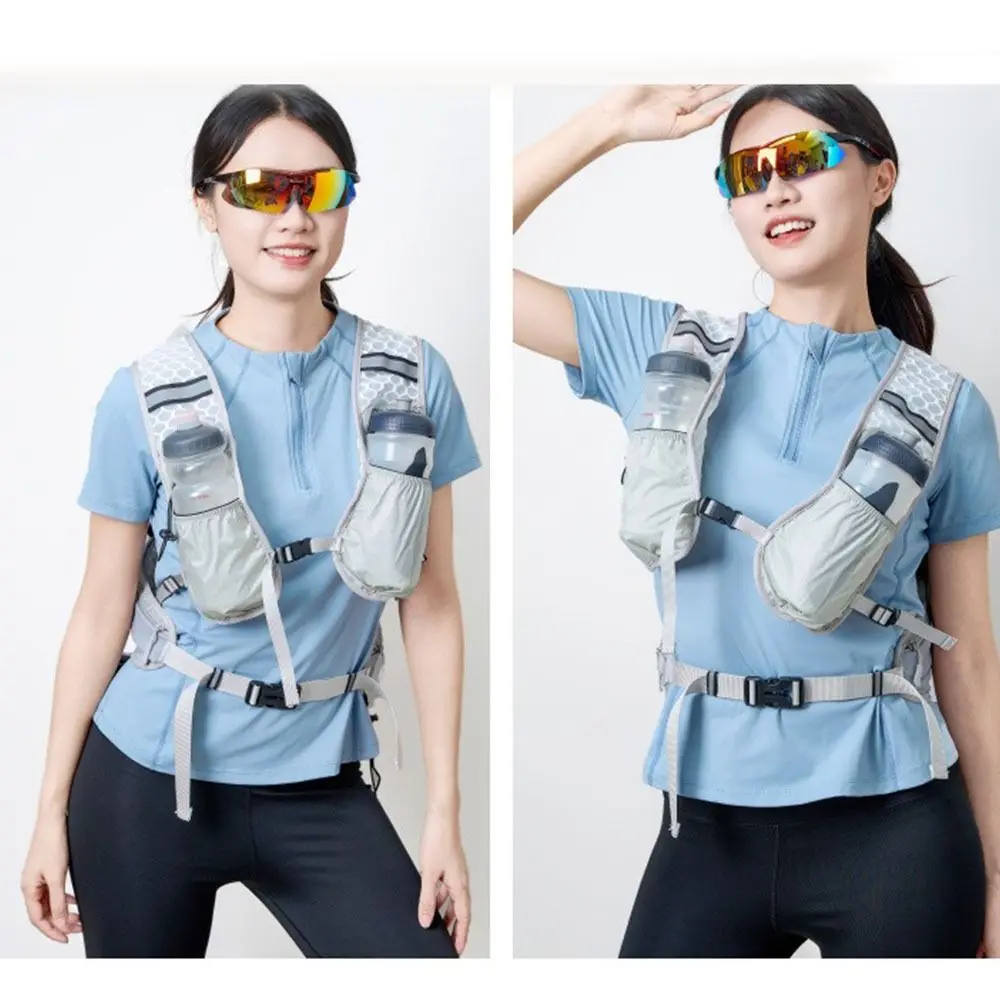 

With reflective strips Trail Running Backpack Lightweight Breathable Running Race Vest Waterproof Hydration System