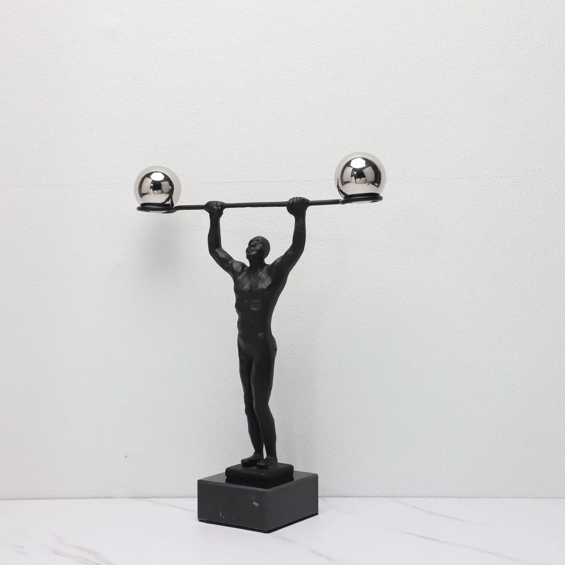 

Creative Metal Weightlifter Figures Sport Sculpture Living Room Entryway Interior Desktop Crafts