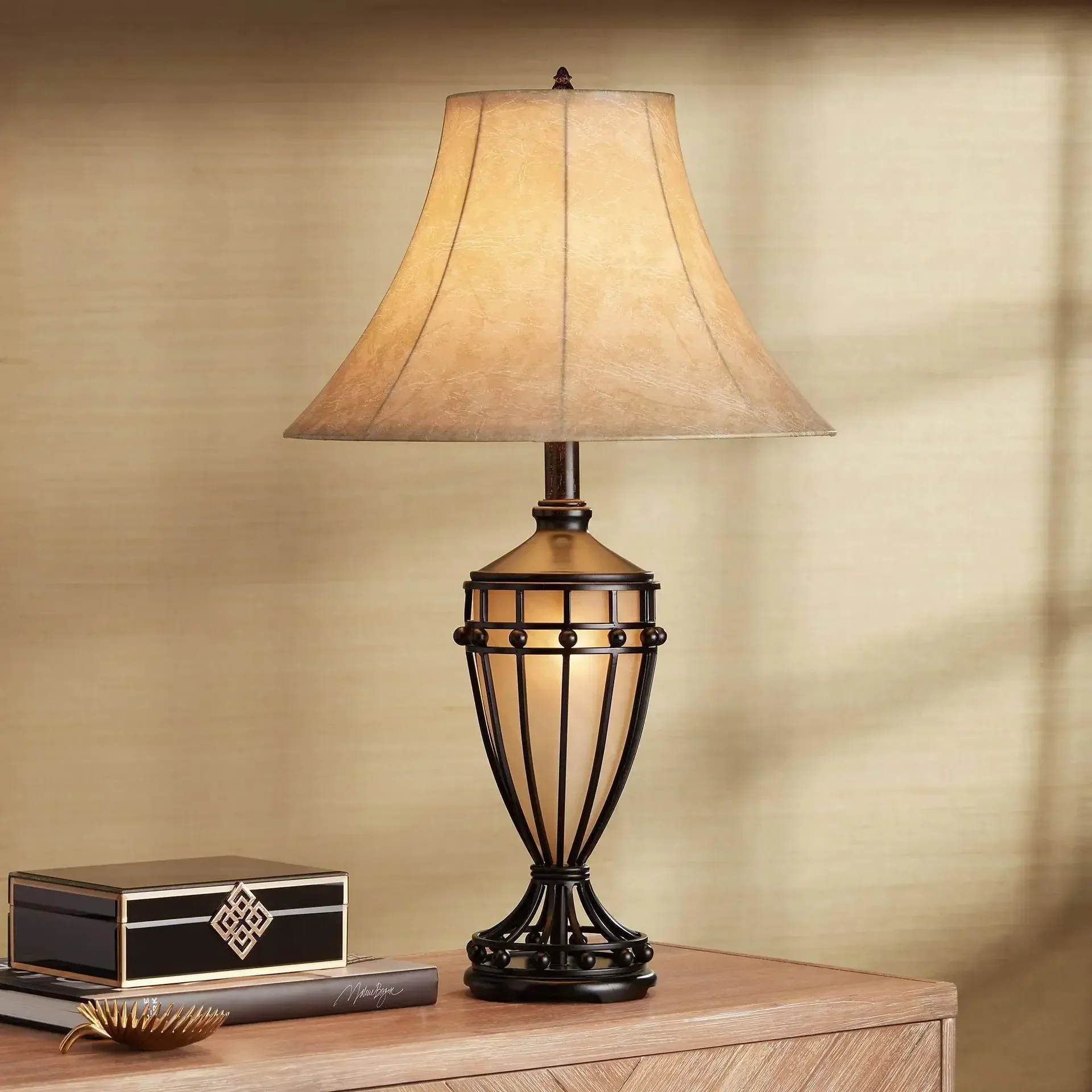 

GHJUYIOL American Table Lamp Iron Art Retro Living Room Decorative Lamp Night Light Hotel Bedroom Bedside Table Lamp