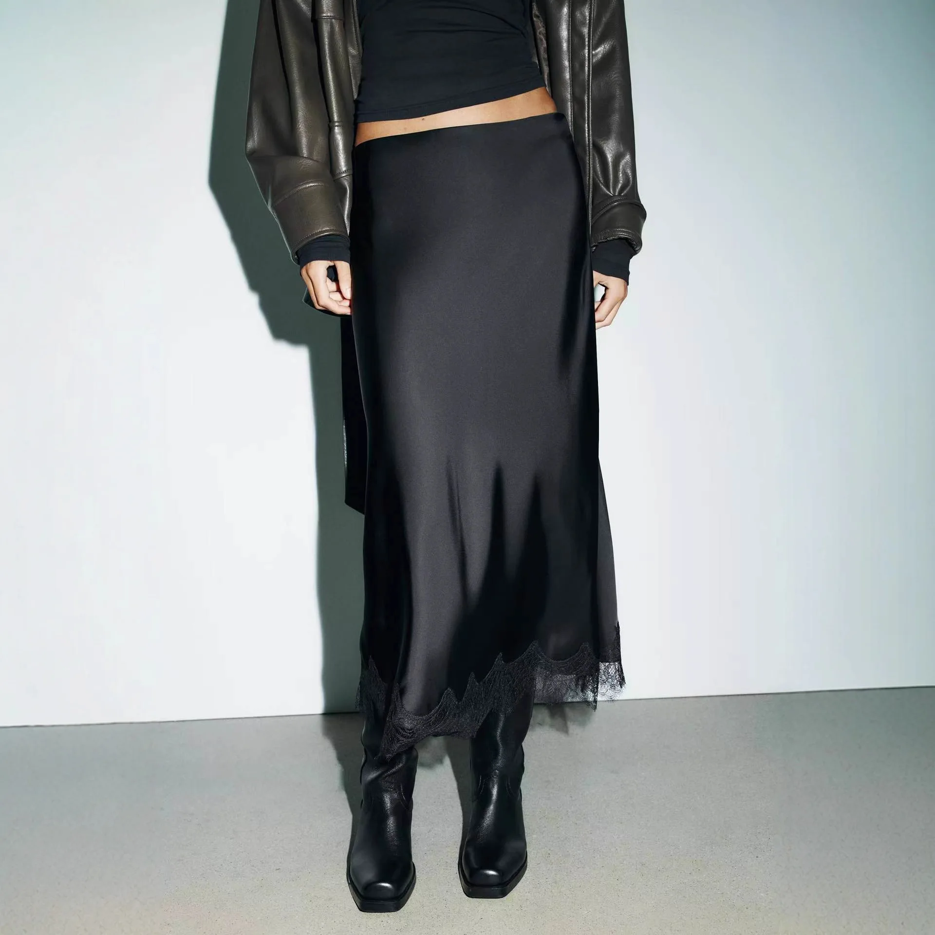 New Fashionable Basic Elegant Satin Long Skirt Women Vintage Chic Office Lady Elegant Lace Hem High Waist Skirt 2026 Fall
