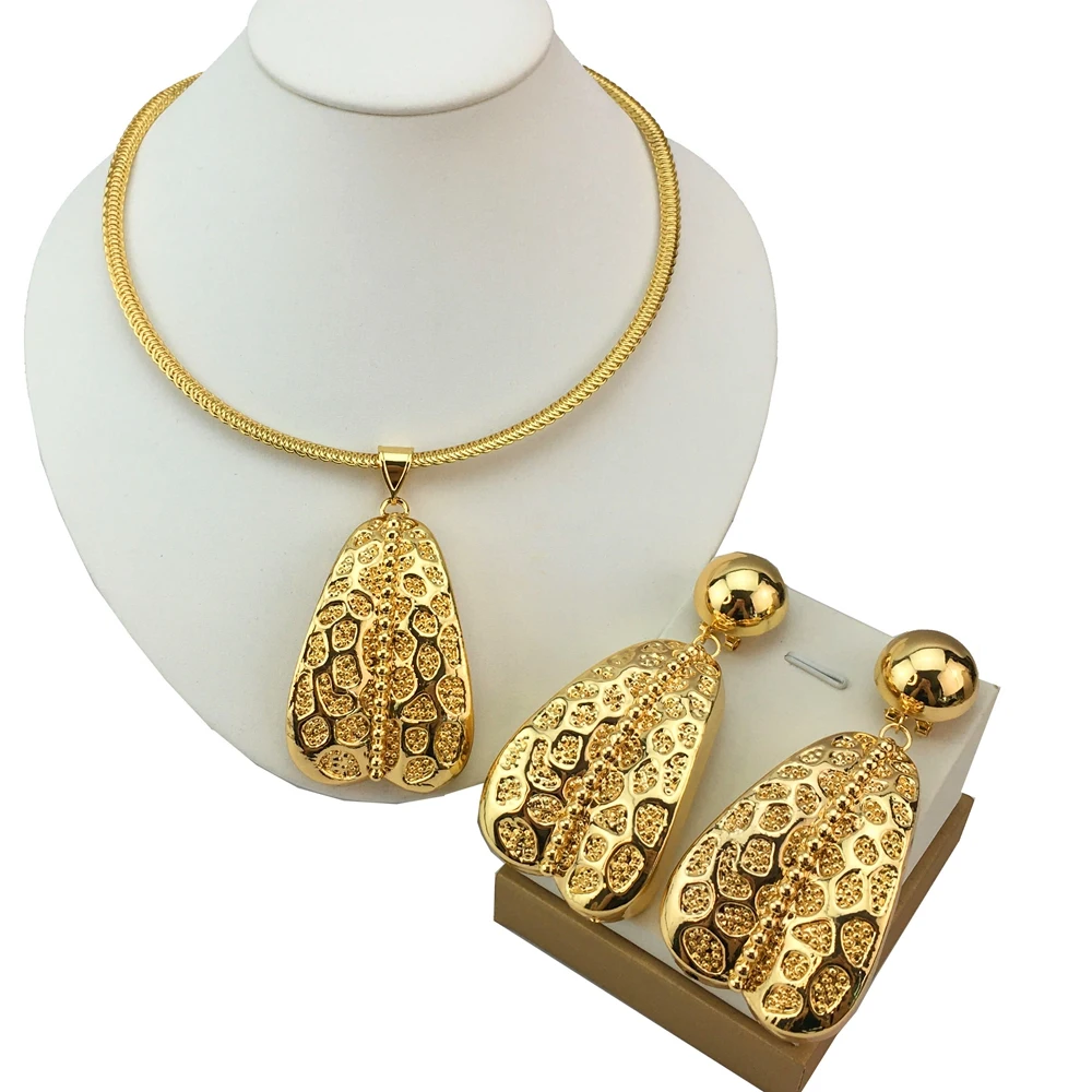 مجموعة مجوهرات نحاسية ذهبية اللون للنساء ، أقراط دائرية ، قلادة ، زفاف زفاف ، موضة إيطالية ، عصرية