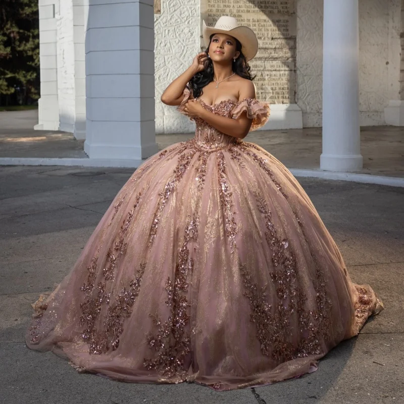 

Champagne Quinceanera Dresses Off the Shoulder Crystal Glitter Decal Long tail Bow Vestidoe 15 Quinceanera Customize