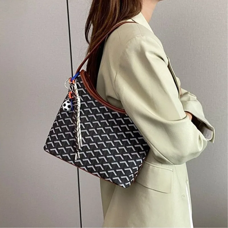 Borsa femminile a tracolla versatile Design raffinato Viaggio casual Elegante stile Maillard regolabile Nuovo modello 2025 Splendido