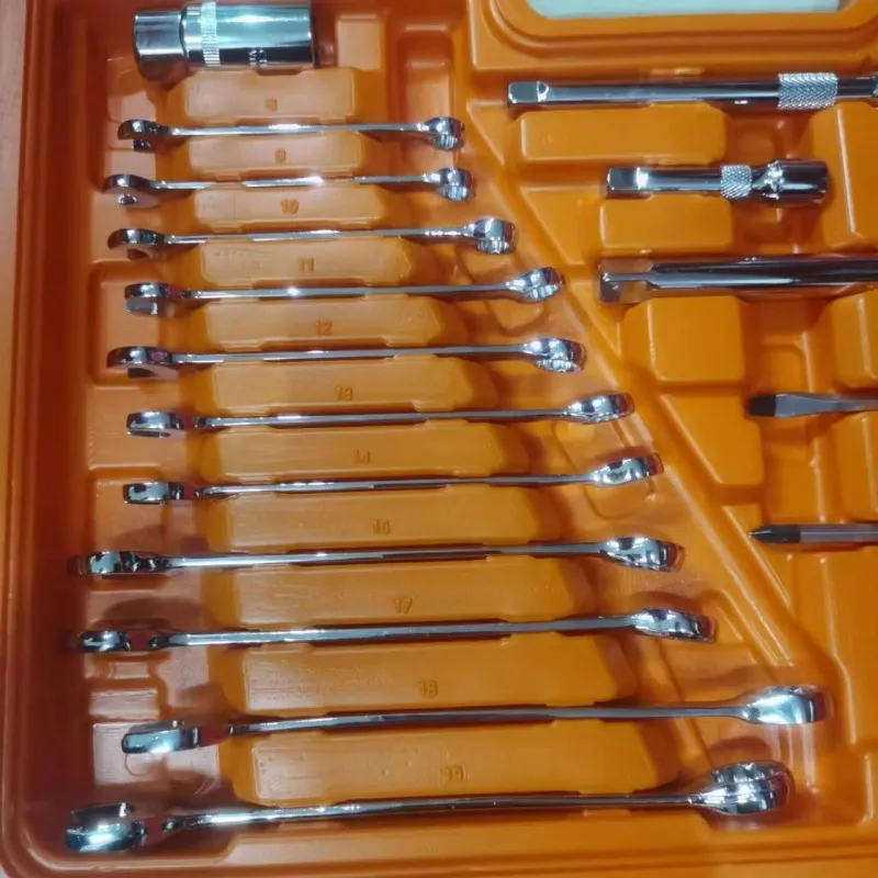 121 Piece Socket Set Auto Repair Set Tool Quick Ratchet Wrench Socket Hardware Tool