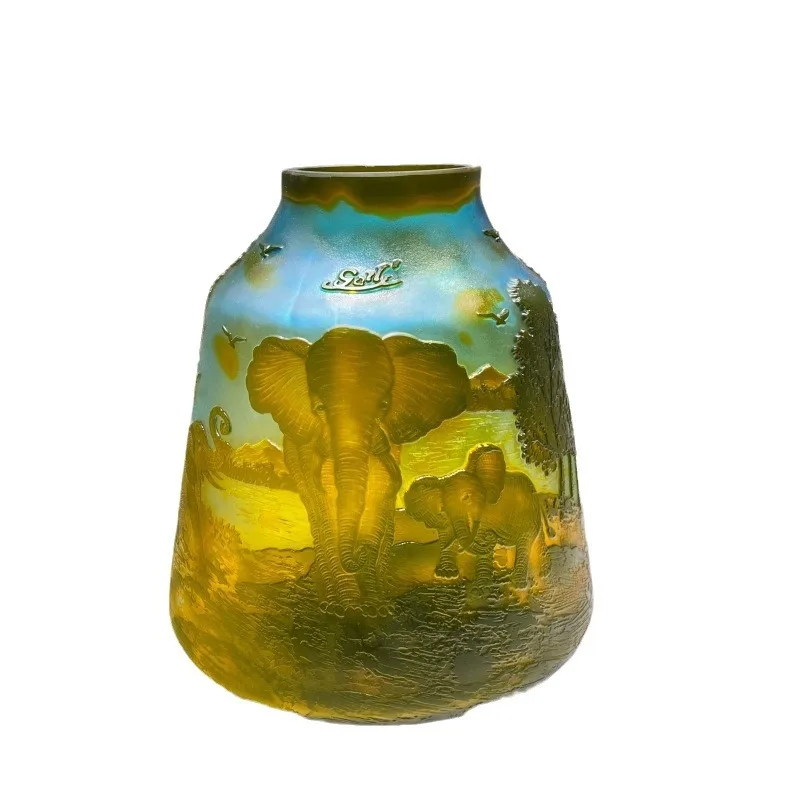 

Chinese style gray animal landscape three dimensional relief craft glass vase high end art multi layer set blowing