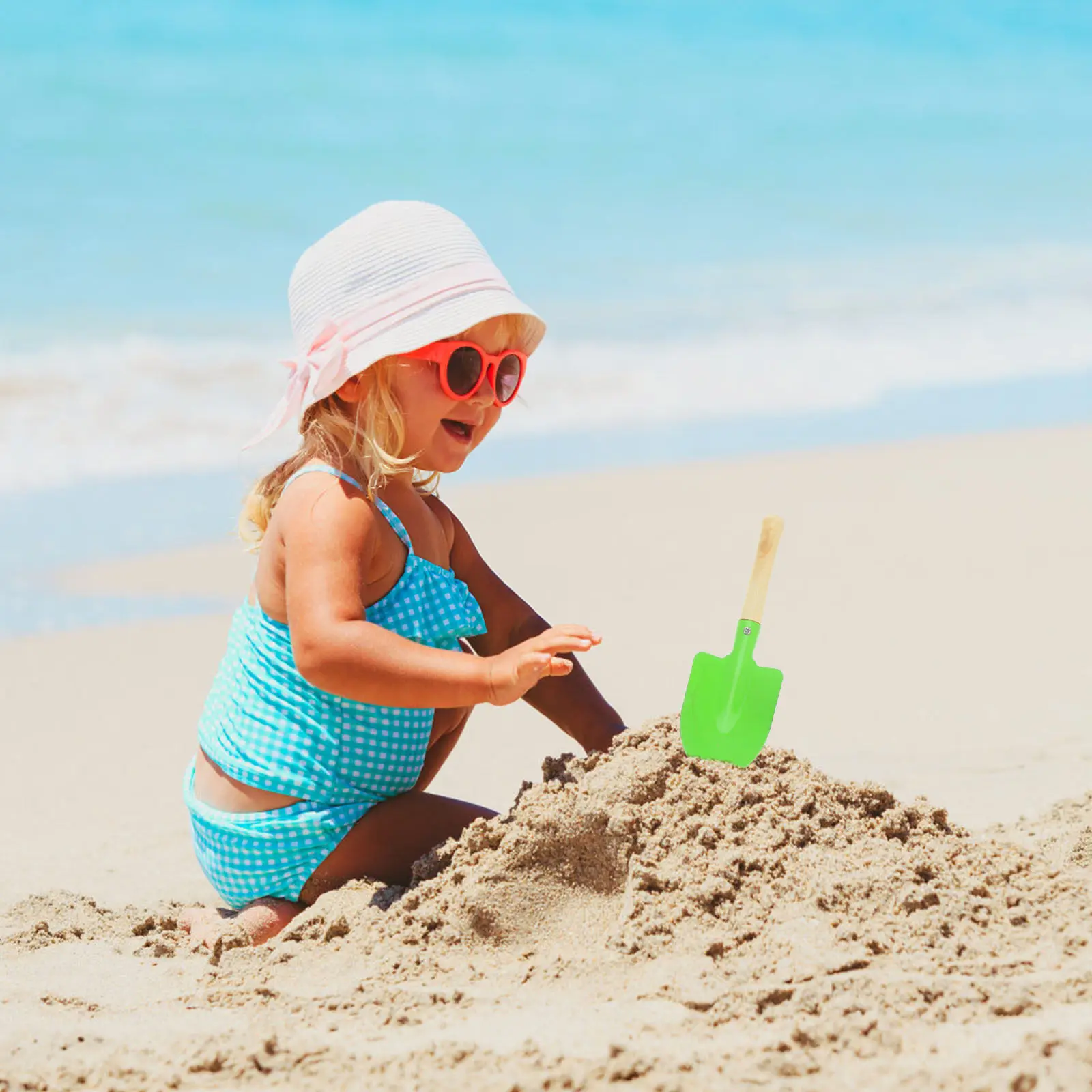 مجموعة من 4 قطع من أدوات حفر الرمال للأطفال على الشاطئ، أدوات آمنة ذات سطح ناعم للمرح العائلي، هدية ممتعة تشمل مجرفة رمل صغيرة وأدوات كشط