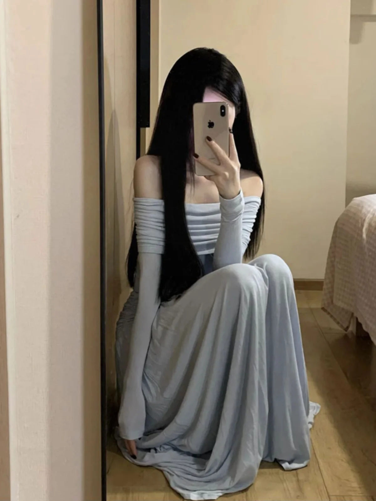 

Cool Unique Two-Piece Set Highlighting Body Shape Beautiful Elegant Spring Outfit Casual Style Comfortable Cotton Material