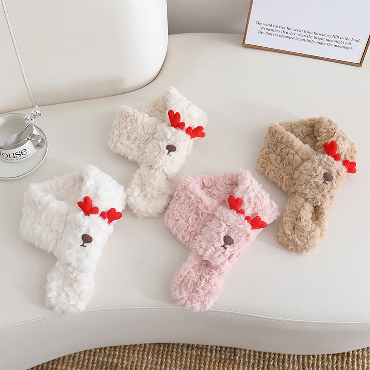 

Winter Warm Red Antler Girl Scarf Kids Fluffy Fur Cross Neckerchief Plush Neck Cover Cute Baby Christmas New Year Dress Scarves