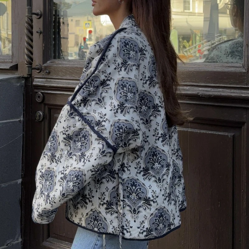 Casual and Fashionable Commuting Printed Lace Up Long Sleeved Cotton Jacket