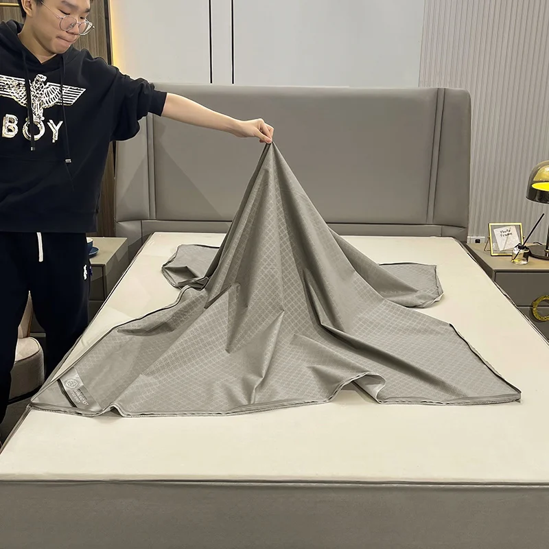 Waterproof Mattress Cover With Zipper Six Sides All Inclusive Mattress Cover King Queen Quilted Bed Fitted Sheet Customizable