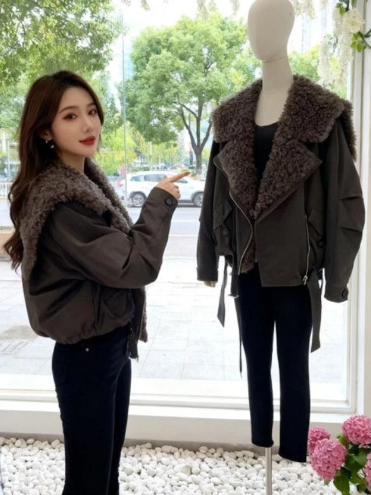 Giacca invernale elegante vintage con collo in pelliccia sintetica da donna verde militare oversize caldo cappotto spesso streetwear femminile abiti dal design chic