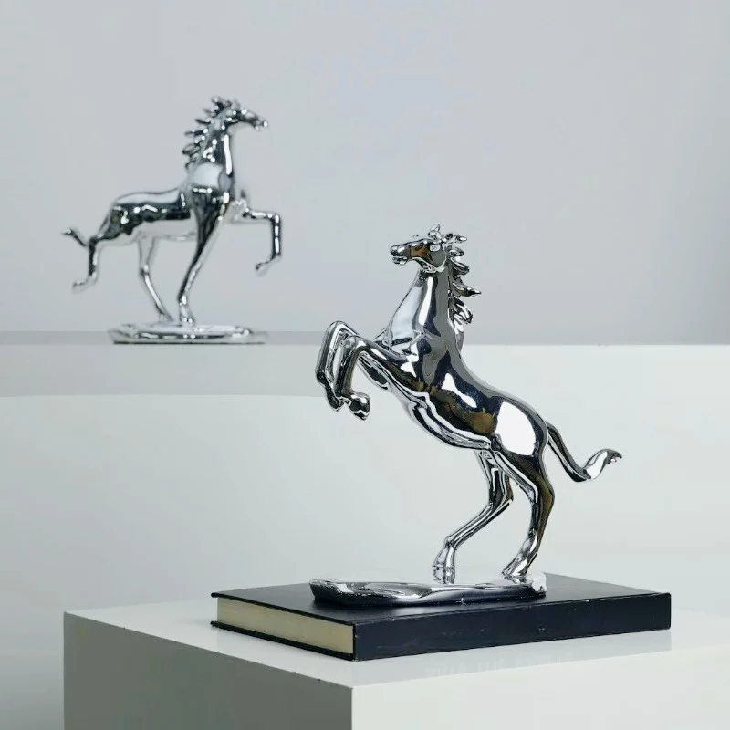 Modern-style Steed Ornament, Sculpture Symbolizing Instant Success Upon Arrival Feng Shui Soft Furnishing Decoration for Hotels