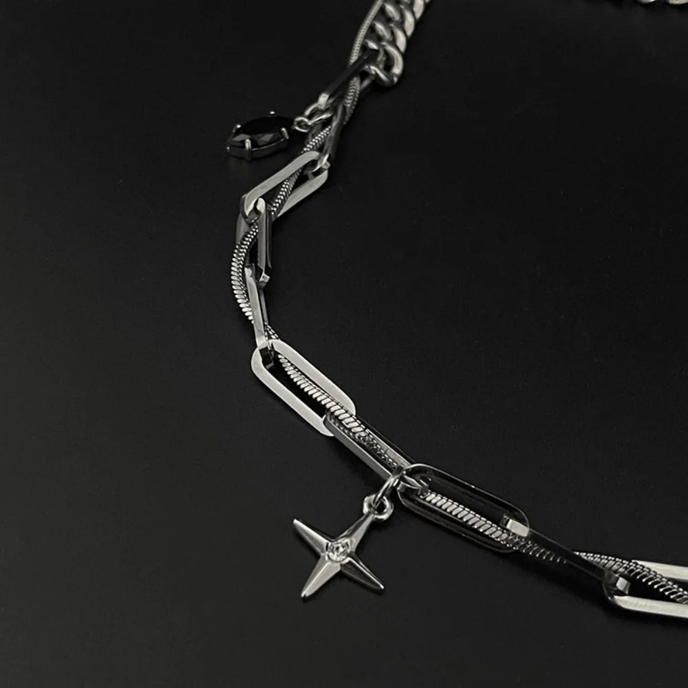 Hip-Hop Goldfarbene Edelstahl-Halskette Retro Herren Strukturierte Kleine Quadratische Platte Anhänger Halskette Mode-Schmuck Casual Accessoire – Detail 6