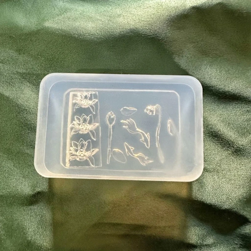 Flowers Series Embossed 3D Curved Nail Mold Lotus Flower Goldfish Diy High Transparent Nail Templates Nail Mold Art Decoration