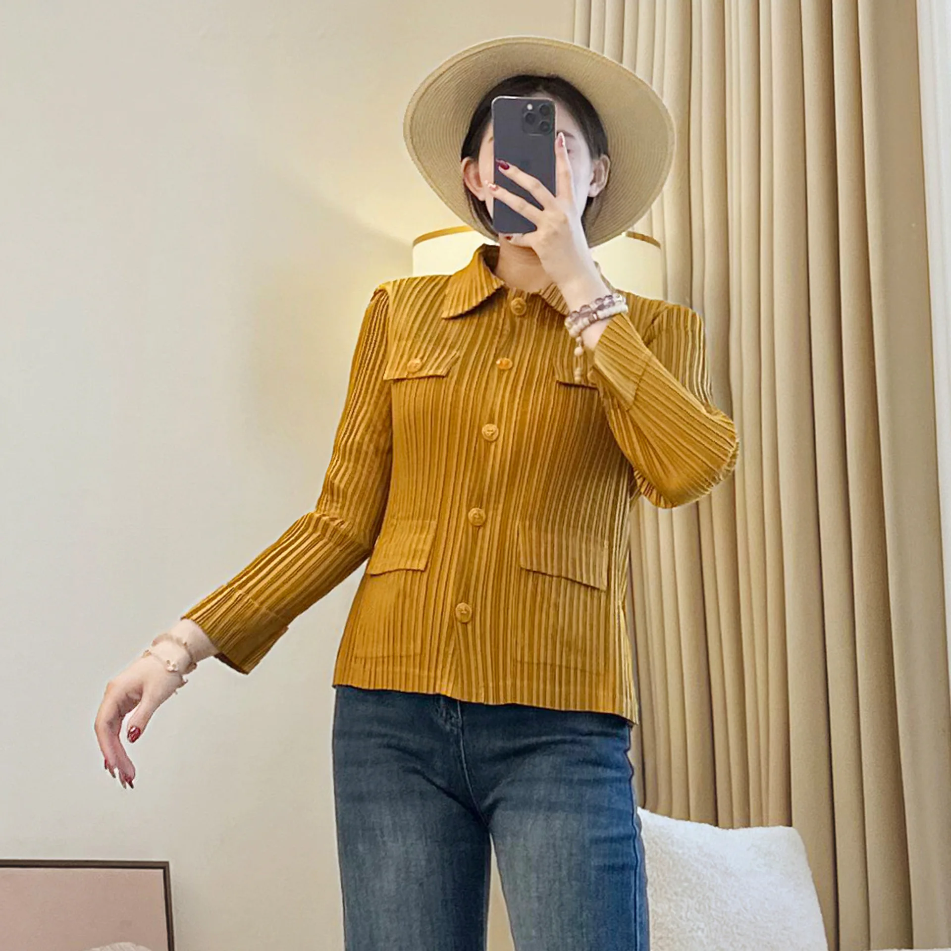 Camicia autunnale Miyake Nuova giacca a pieghe da donna Camicia di nicchia dal design monopetto da donna Top corto con temperamento