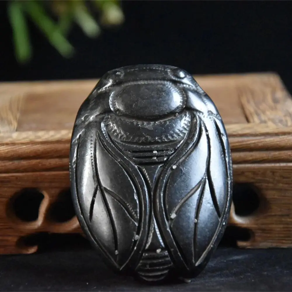 China Hongshan Culture Black Iron Magnetism Meteorite Sculpture Lucky 'Cicada'Waist Badge/Pendant Handicraft Home Decoration