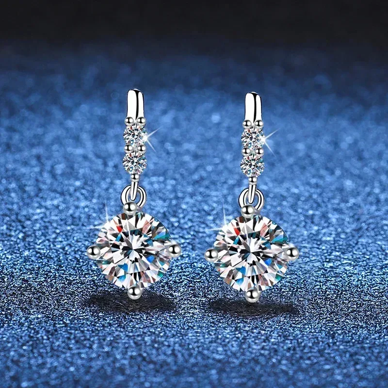 

D Colour Moissanite Pt950 For Women, Fashionable White Gold Platinum Earrings