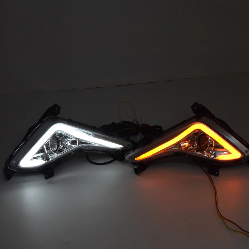 

For Hyundai Elantra 2014 2015 2016 LED DRL Daytime Running Lights with Yellow Turn Singal Car Fog Lamp Cover Case