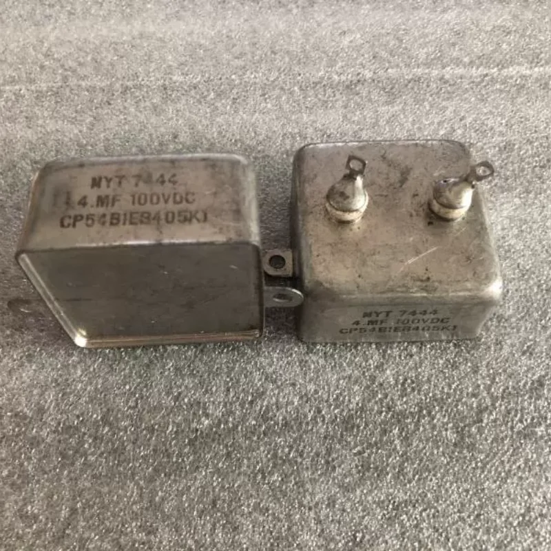 

Антикварный американский NYT CP54B1EB405K 4 мкФ 100 В лихорадка желчный пузырь машина с разделенной частотой масляный погружной конденсатор