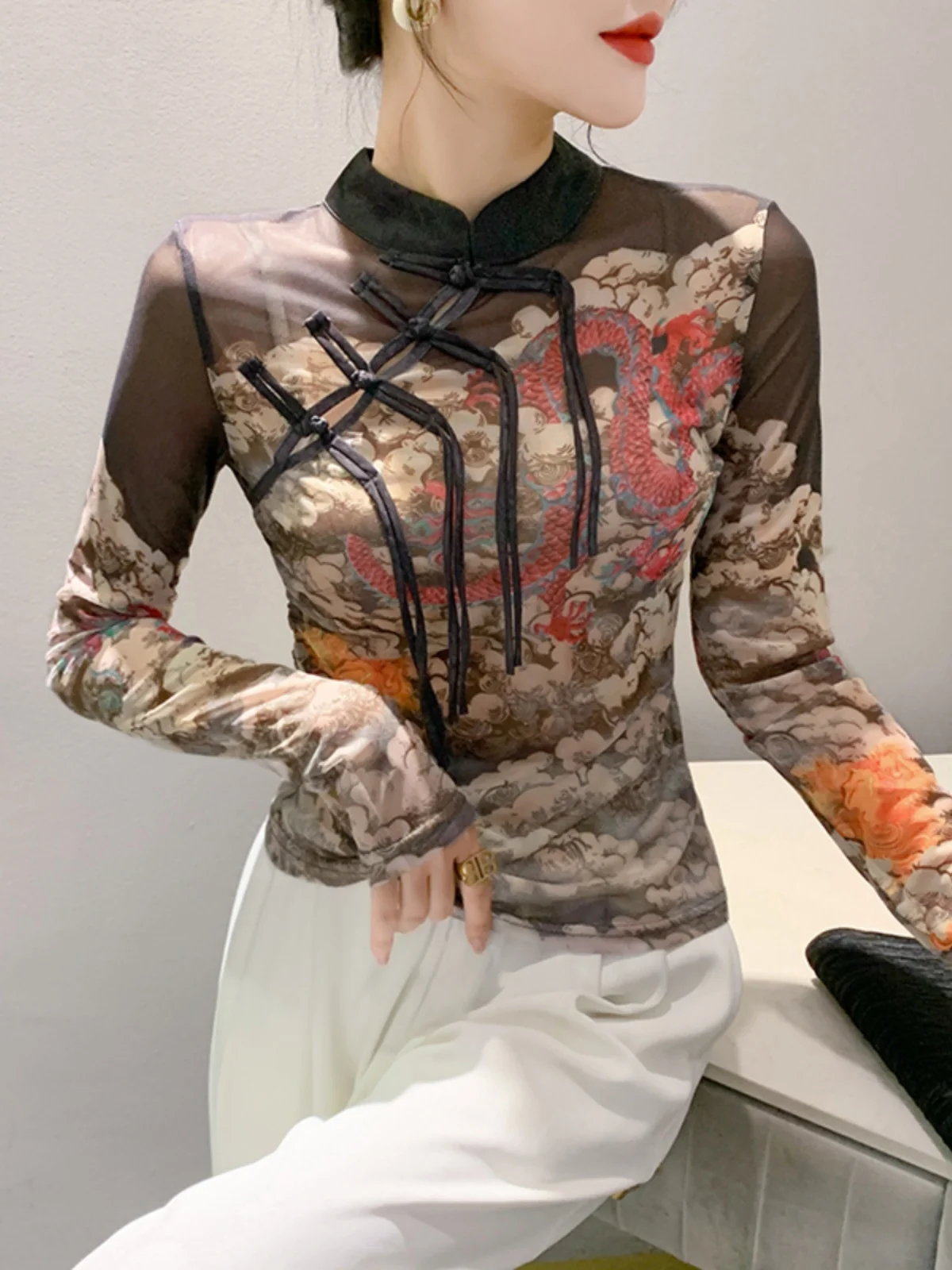 Ele Long Sve Me T-irt レディース ファッション 春服 着痩せ 多用途 ボタンアップ ベースレイヤー irt 中国製 Sle