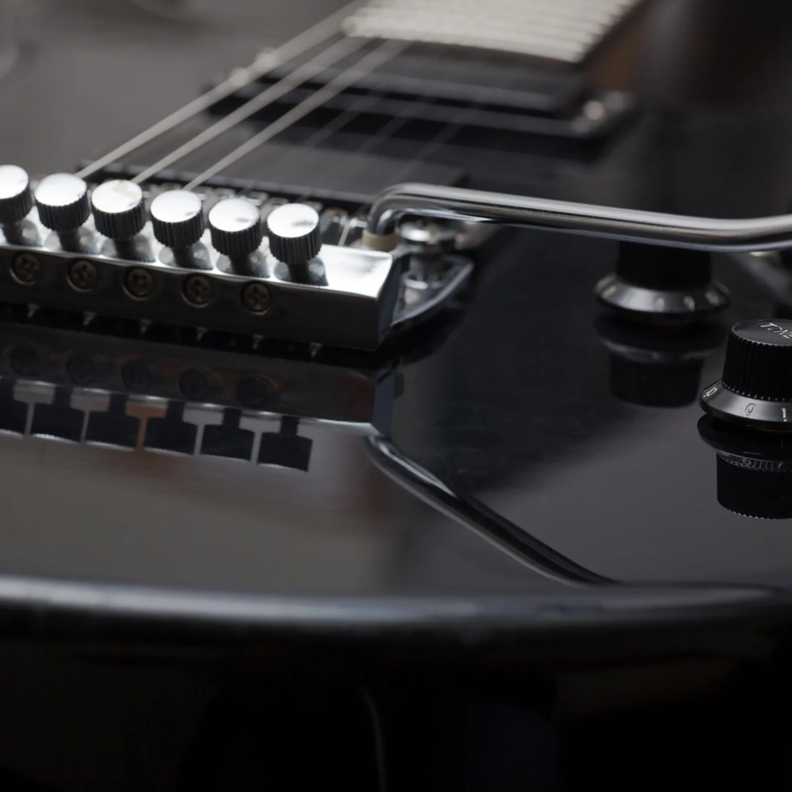 

10Pcs Guitar Bridge Screw Set Strong Alloy Material for Tremolo Bridge Fixing Replacement Hardware Portable Musician Tools