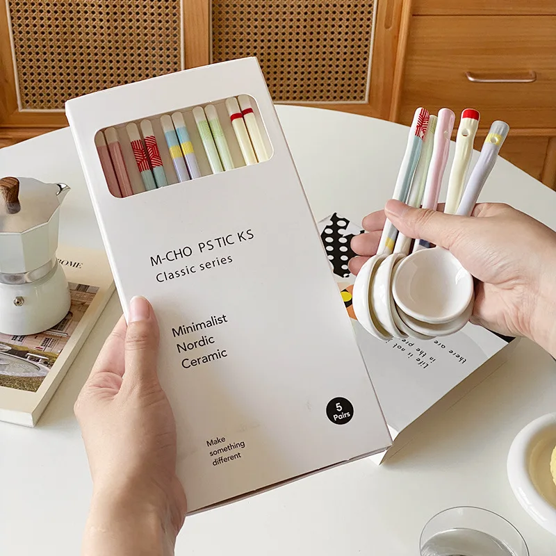 Creative Design Ceramic Chopsticks Macaron Color Collision Design Girl Heart Colorful Ins Home Ceramic Spoons Set 5 Pair Boxes