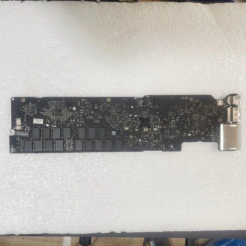 Original A1466 Logic Board For MacBook Air 13