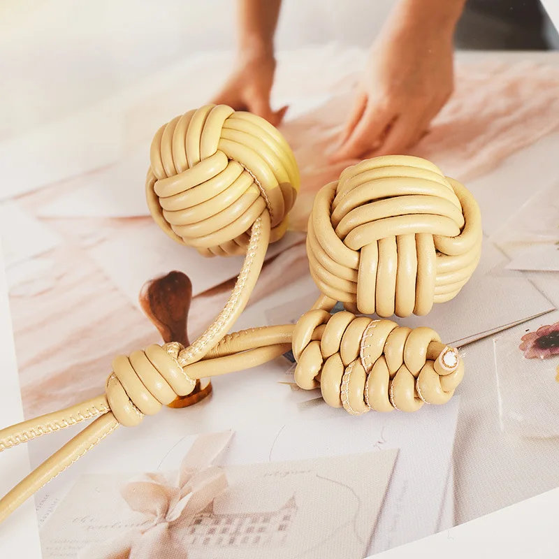 الفاخرة بو الجلود حقيبة يد قلادة نسج الكرة الإكسسوارات الإبداعية حقيبة يد الديكور هدية يدوية جميلة #5