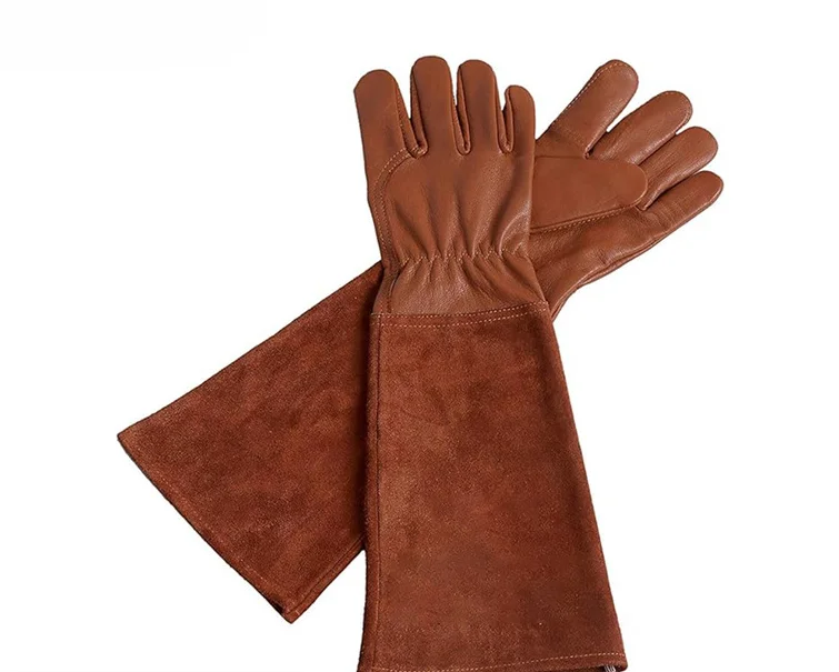 

Outdoor Picnic Camping Fire Barbecue Gloves Cowhide Anti-scalding Heat Insulation Thickened Wear-resistant Protective Gloves