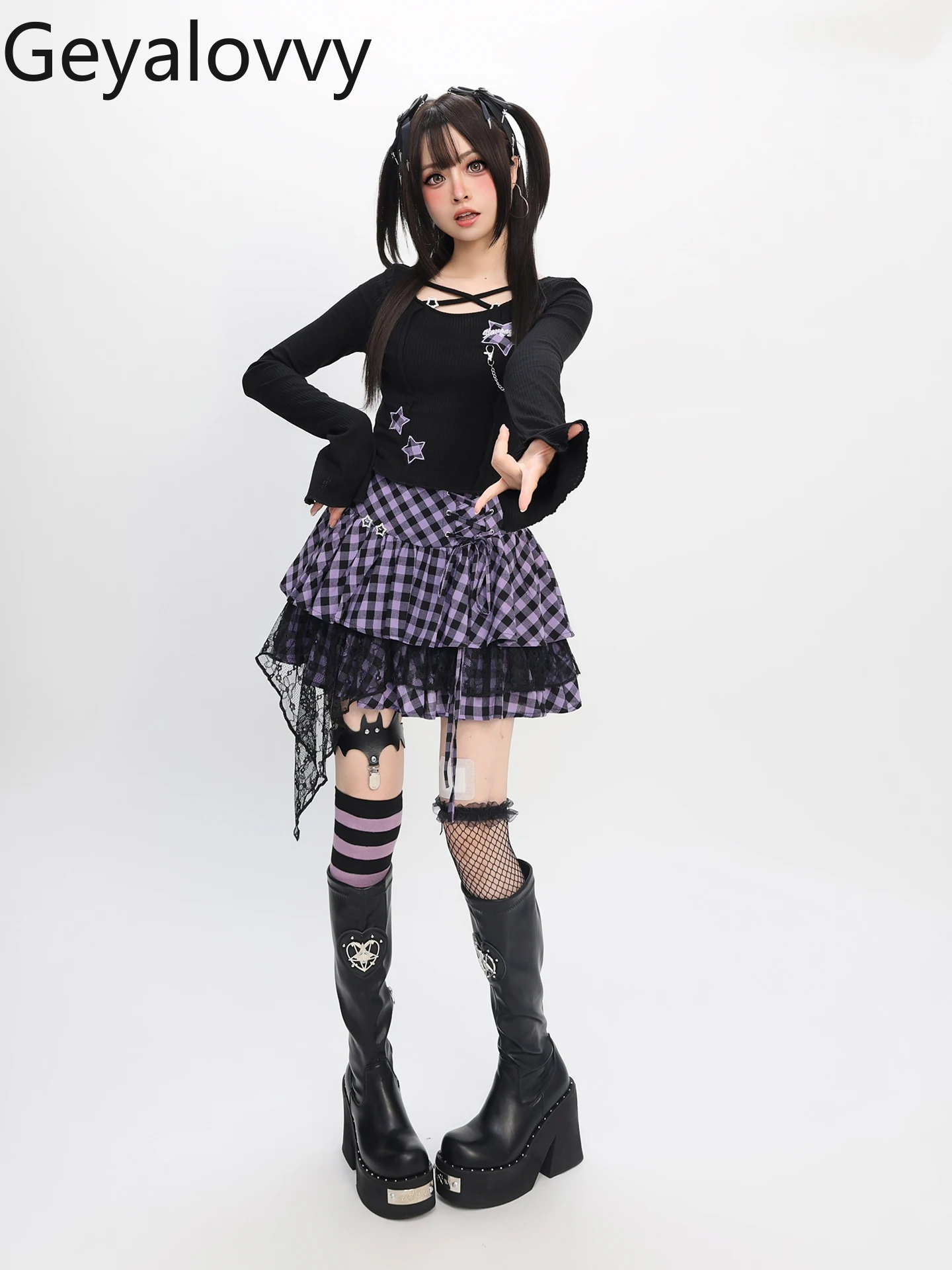 Atasan Anak Perempuan Lucu Manis Baru Musim Semi dan Musim Gugur Kaus Lengan Panjang Pendek Pelangsing dan Setelan Rok Mini Renda Kotak-kotak Pinggang Tinggi