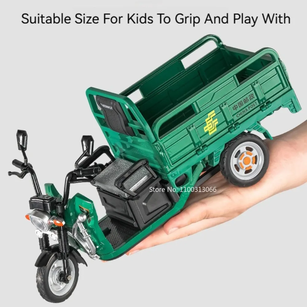 Modelli di triciclo a motore in scala 1:12 Giocattoli Auto Pressofuso in lega Ruota Girata Deflettore Può abbassare Tricicli in miniatura Regali per adulti per bambini