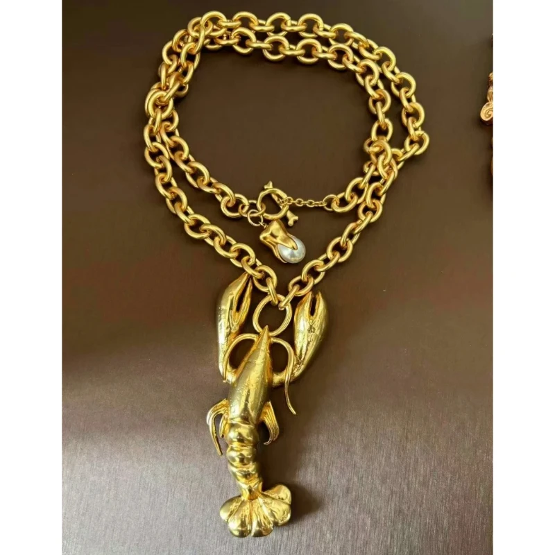 

European and American fashion trend lobster style brass gold-plated heavy industry necklace Timeless Gem Vault