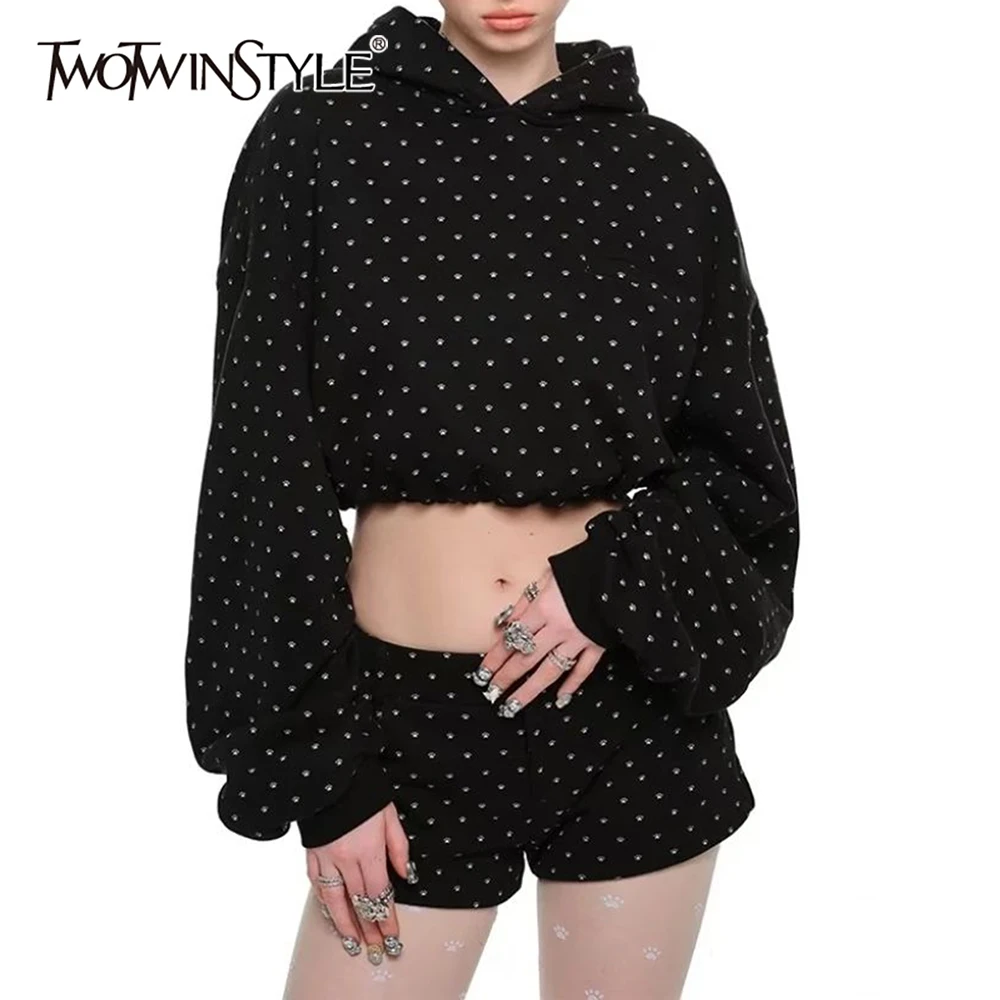 

TWOTWINSTYLE черный комплект из двух предметов в горошек, женская куртка с капюшоном и длинными рукавами, повседневный шикарный женский комплект брюк, модный новый