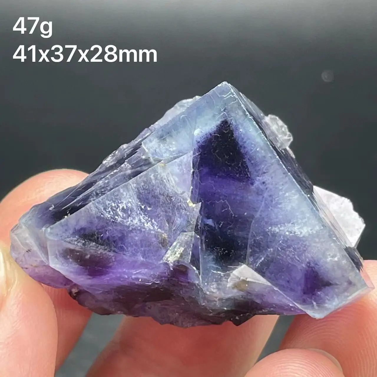 

new! 100% natural fluorite, purple blue phantom mineral specimen, original stone from Inner Mongolia