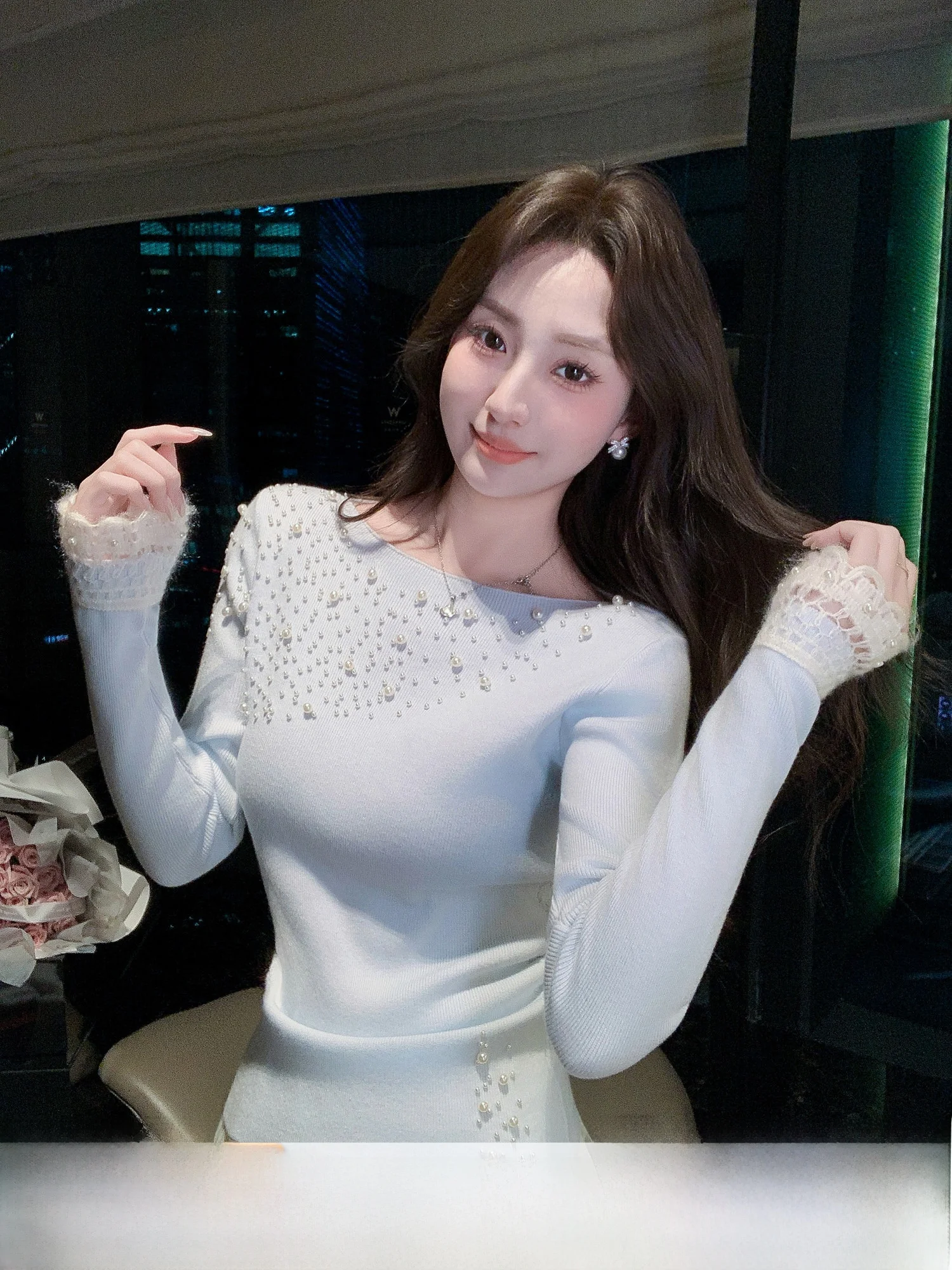 

Вязаный свитер с жемчугом Ele Pearl, женский, осенне-зимний, новый, стильный, красивый, уникальный топ от Чжан Синьюя