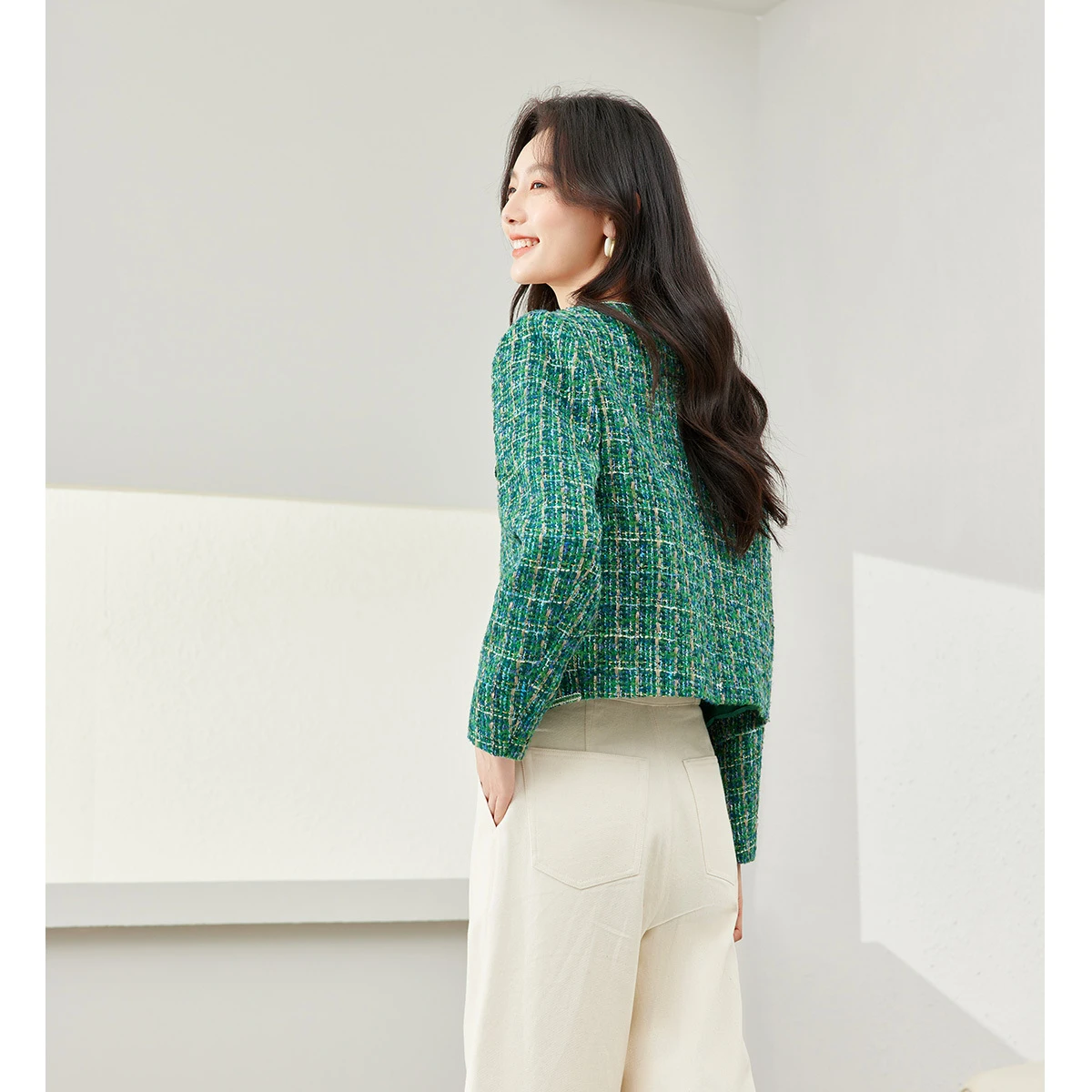 เสื้อแจ็คเก็ตผู้หญิงลายสก็อต VIMLY รุ่นหรูหรา ประจำฤดูใบไม้ร่วงปี 2025 แฟชั่นใหม่ สไตล์เรียบหรู คอทรงโอ ติดกระดุมแถวเดียว ใส่ได้หลากหลาย รุ่น M8855