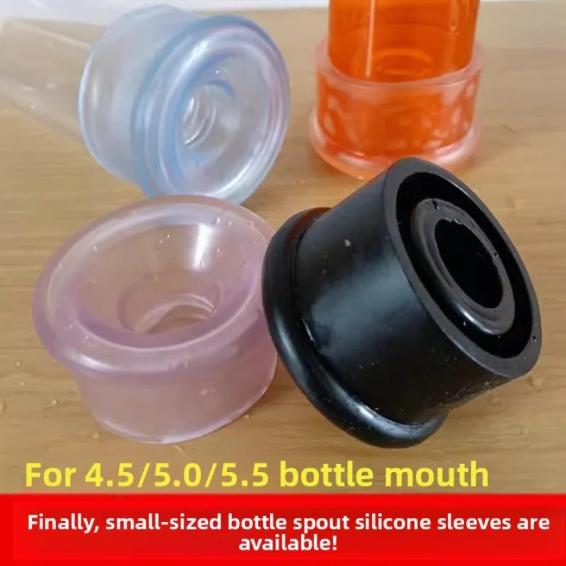 The small silicone sleeve is equipped with a sealing ring fitting for the mouth of the bottle from 4.5 to 5.5 cm