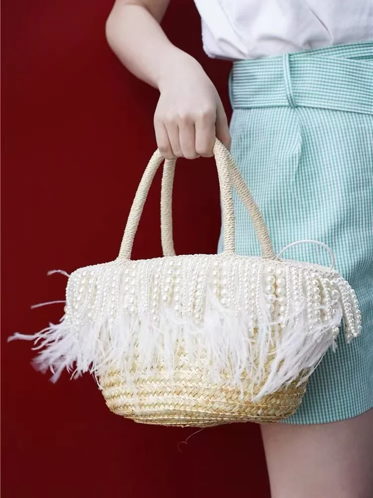 Fashion Pearl Beaded Ostrich Hair Beach Bag Lady Pure Straw Wove Handmade Women Handbag Tote Bag Leisure Holiday Shoulder Bag