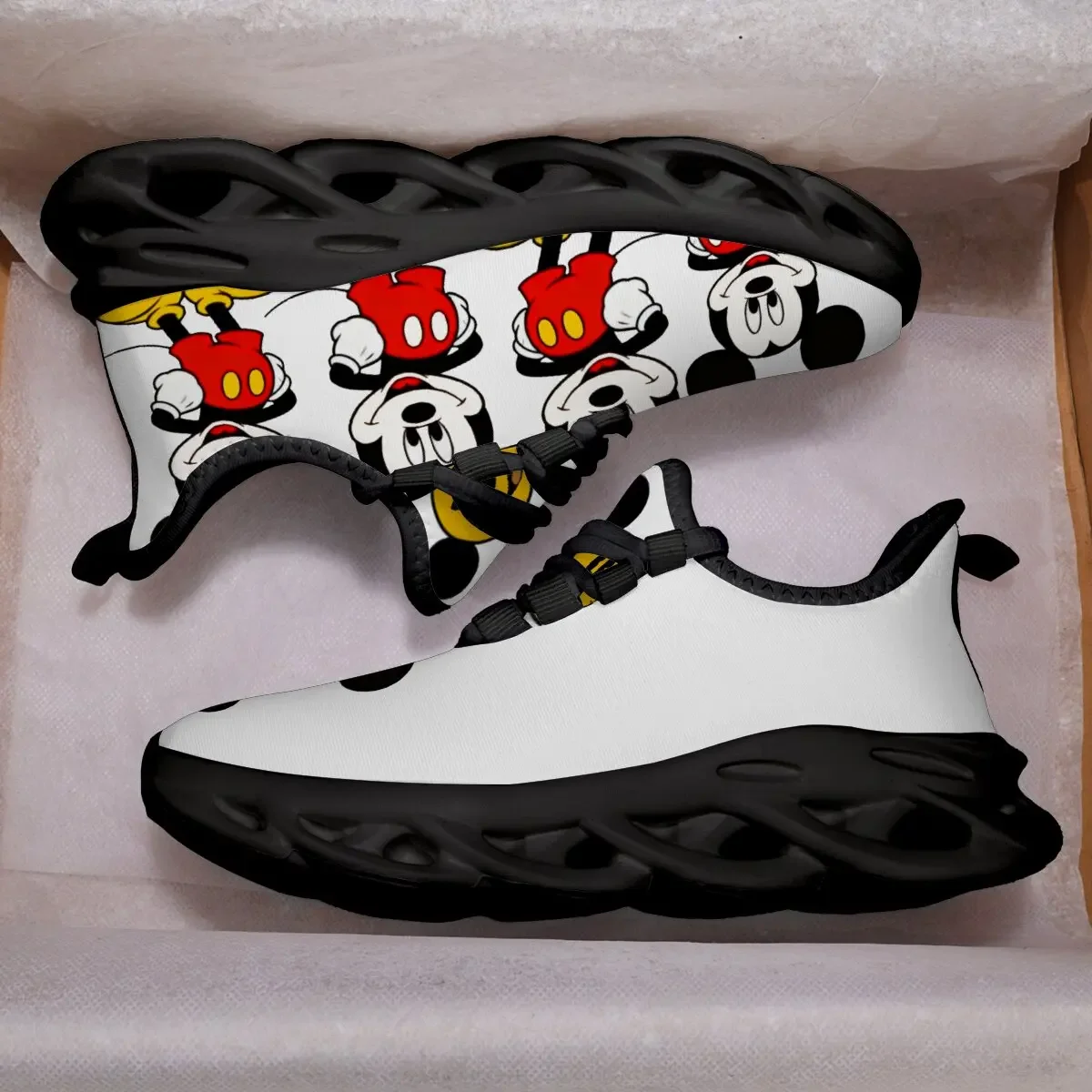 

Disney Mickey Mouse Lightweight Casual Sports Shoes Lightweight Children's Black Sneakers Breathable Sneakers Hello Kitty Shoe
