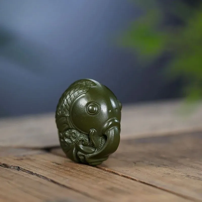 Yixing Zisha Handmade Lucky Fish Figurine Wealth Animal Statue Tea Pet Desktop Collectible Ornament
