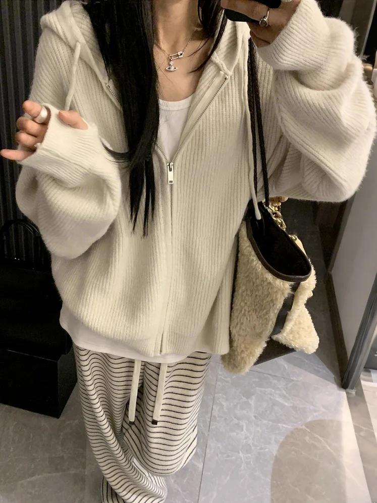 

Korean Sle Zipper Hoodie Women's Knitted Cardigan Sweater Jaet Inner Wear Lazy High-End Feel Autumn New Arrival