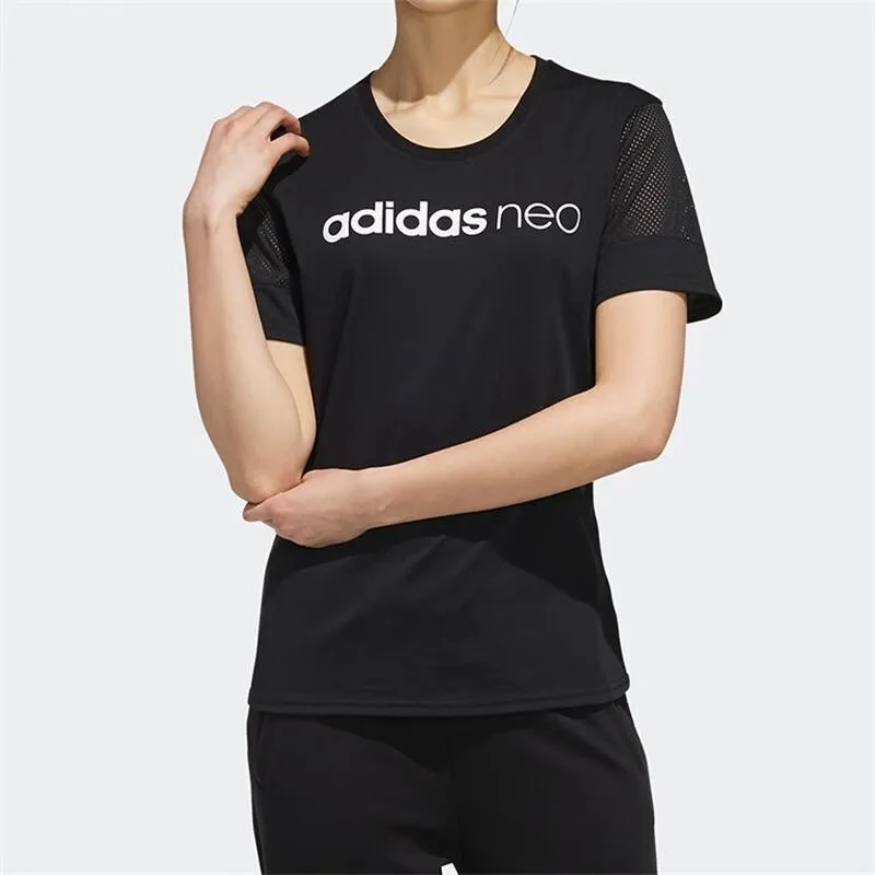 

Adidas Neo Женская черная дышащая футболка с короткими рукавами и логотипом бренда Prominent