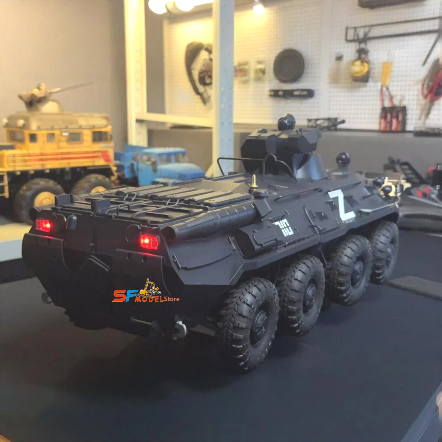 BT8 RC Tank 1/12 8x8 véhicule blindé à roues véhicule de char militaire amphibie Version RTR modèle de réservoir télécommandé jouet