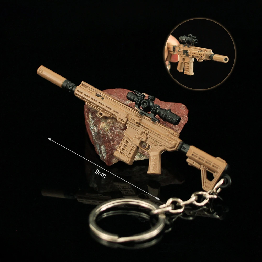 Call of Dutys Mini M7 Rifle Model Small Gun Pendant Metal Keychain Hand Soldier Prop Decoration Cosplay Gun Boys Birthday Gifts