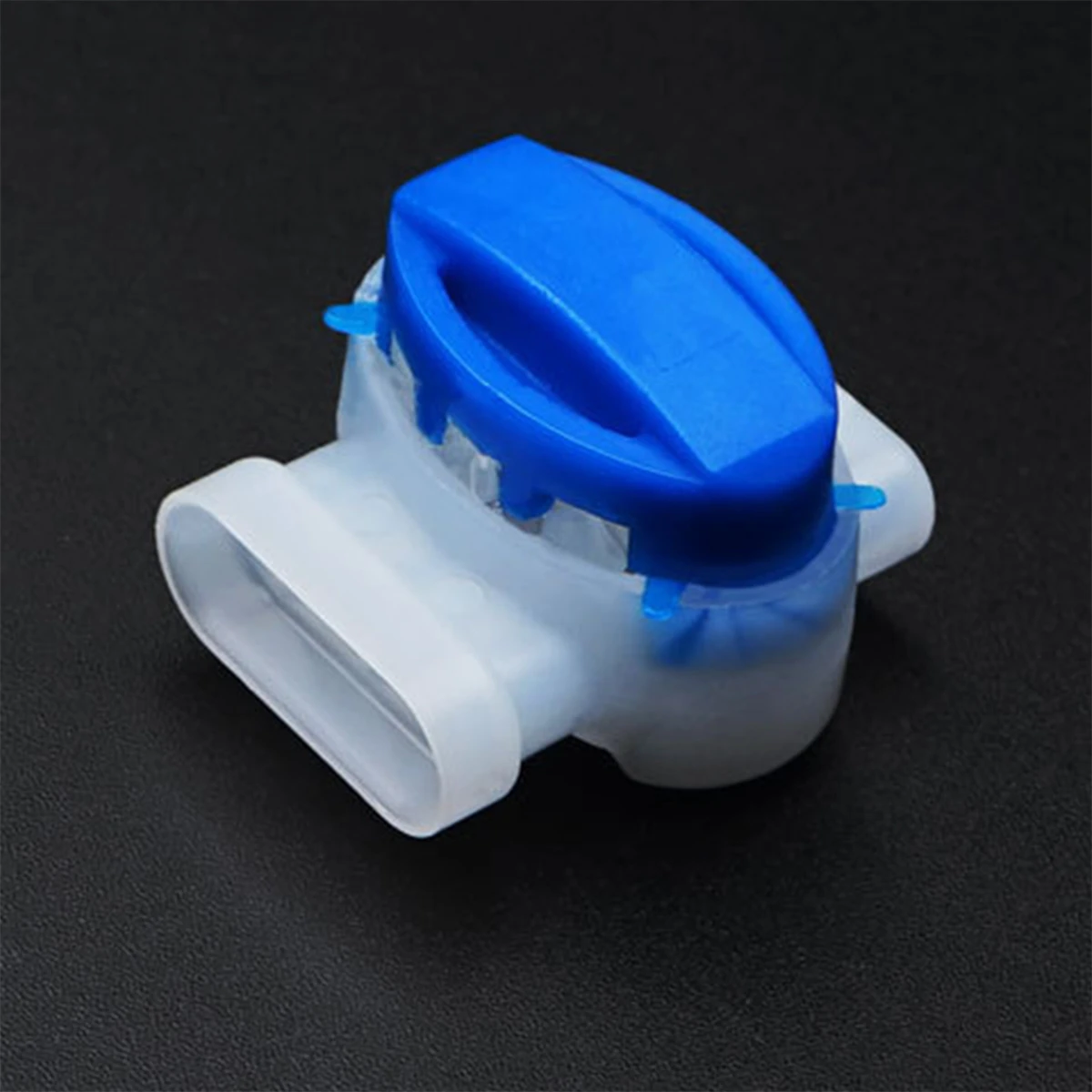 10-30Pcs 314 3-Way Connection Terminal Lawn Mower Blue 3-Hole Automatic Stripping Wire Connector Dust-proof and Moisture-proof