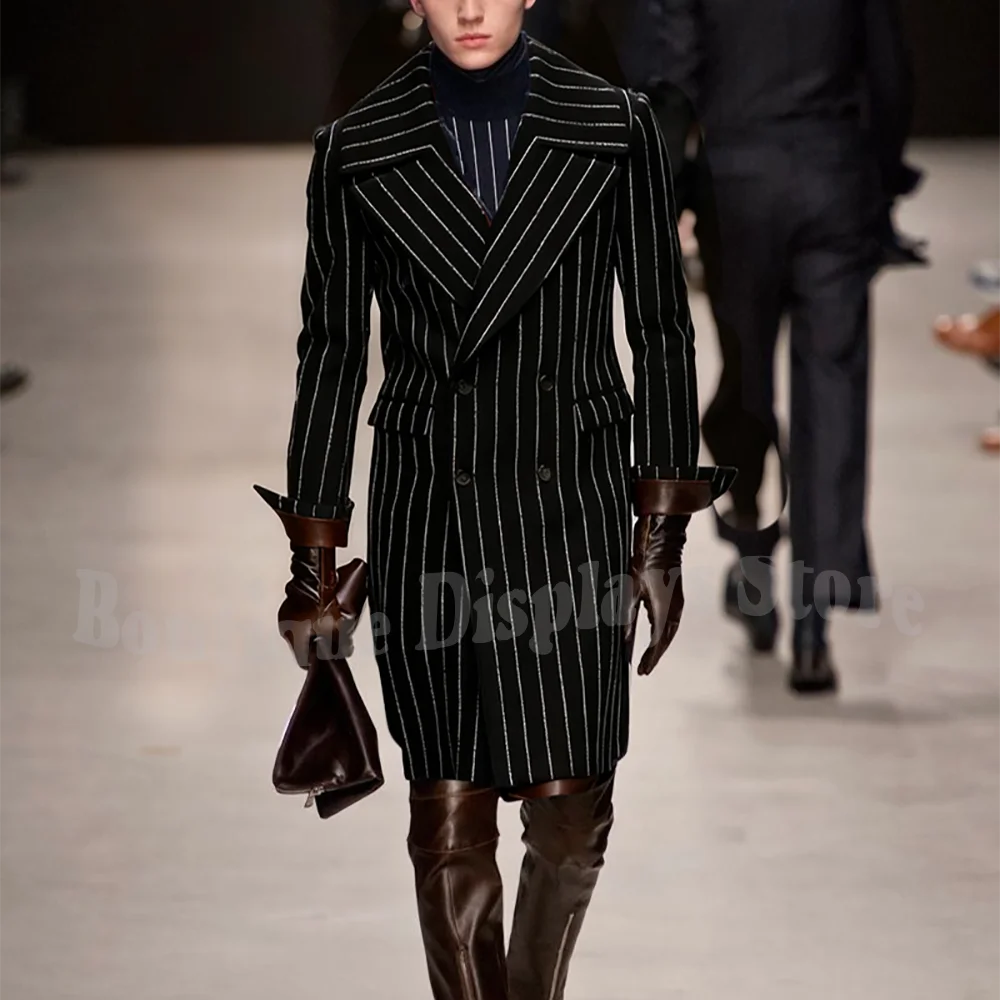 

Черный полосатый пиджак для мужчин, двубортный элегантный длинный пиджак с остроконечными лацканами, индивидуальный заказ, повседневная офисная верхняя одежда, 1 шт.