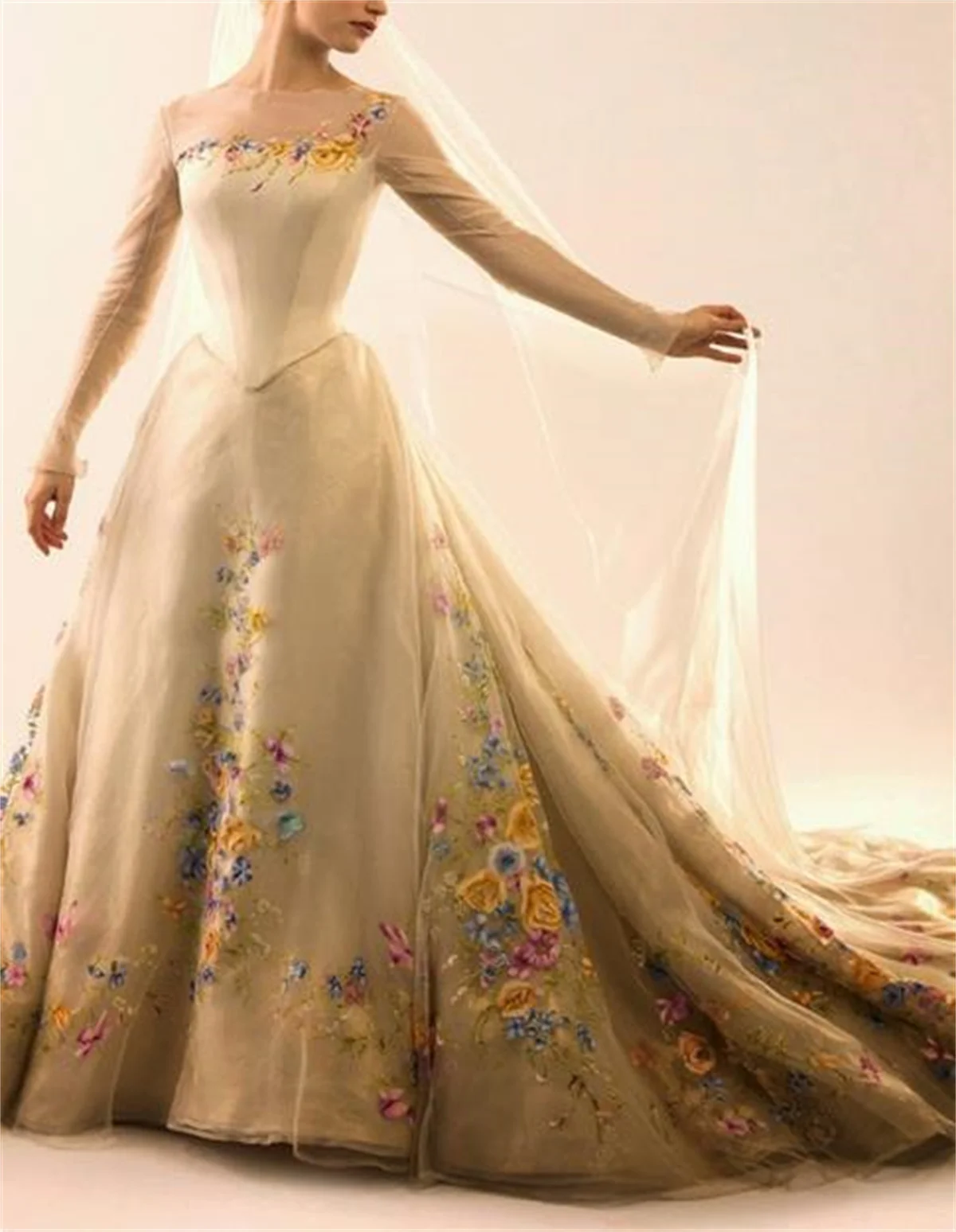 Bespoke Wedding Dress Colorful 3d Floral Tulle Round Neck Long Sleeve Trailing Elegant Evening Gown 2023 Vestido De Novia White