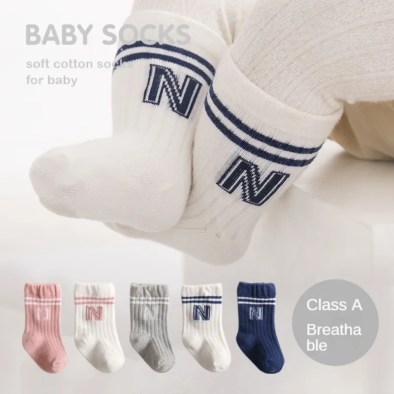 Calcetines antideslizantes para niños y niñas recién nacidos, calcetines bonitos de algodón suave blanco, Color sólido, ropa de bebé