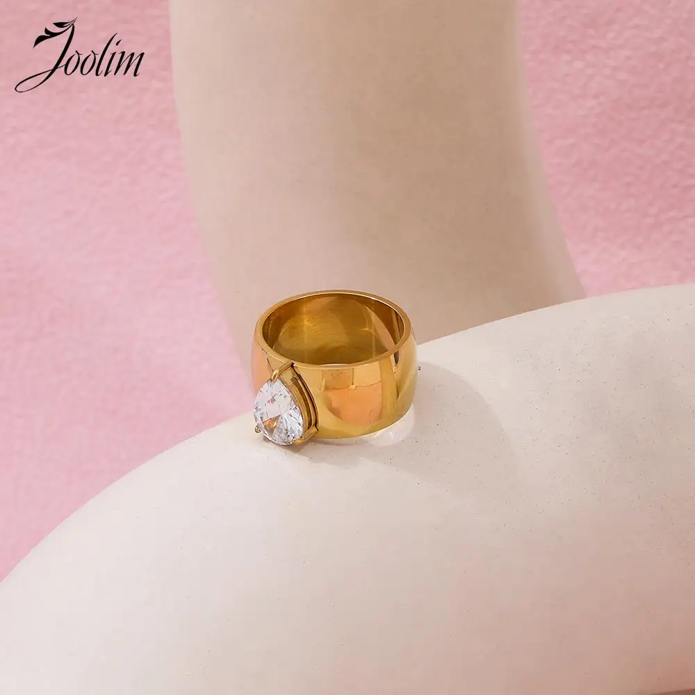 Joolim Jewelry Wholesale High End PVD Tarnish Free Chunky Luxury Love Peach Heart Band Stainless Steel Finger Ring for Women