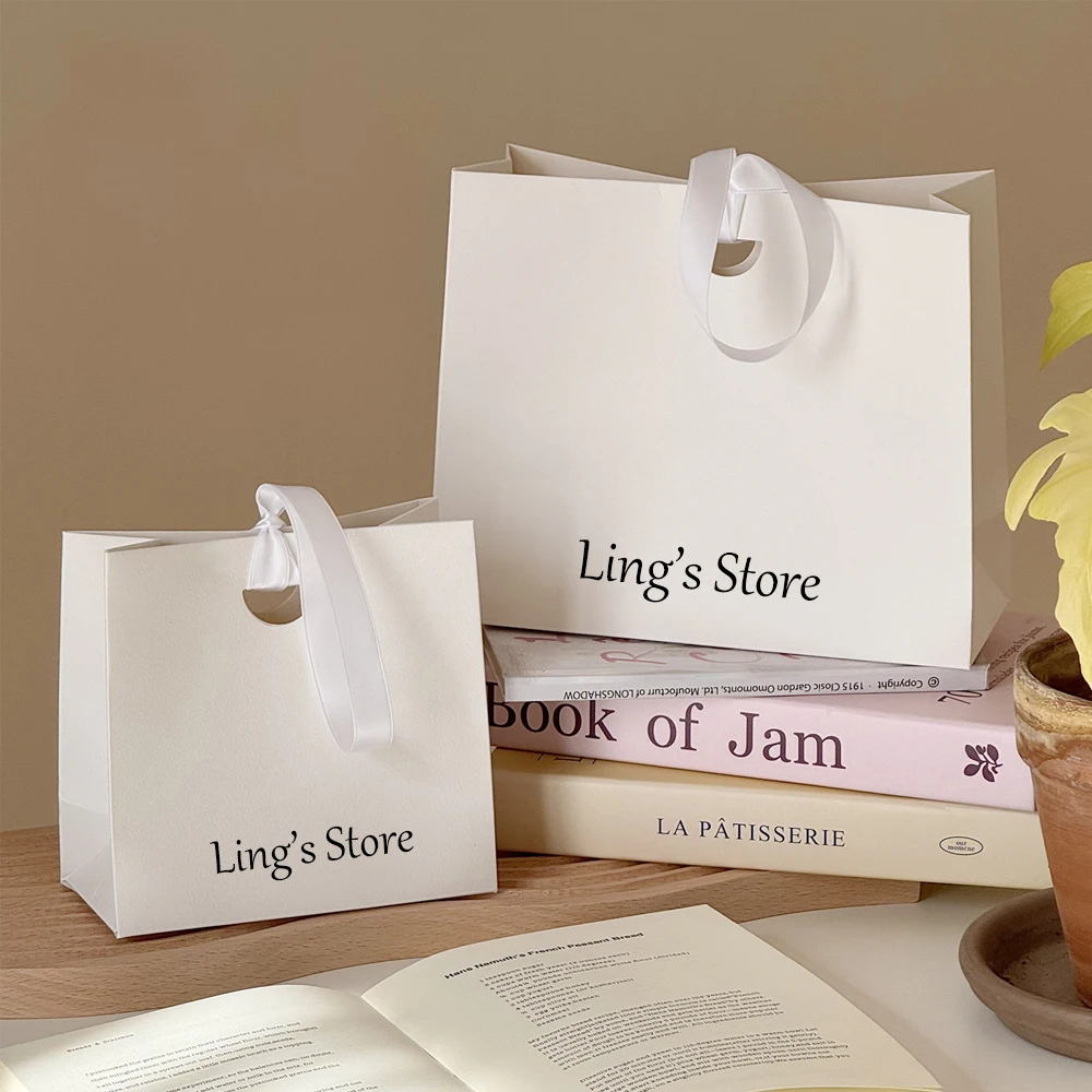 

100 шт. стильных подарочных бумажных пакетов с персонализированным логотипом для украшений, 15,5x14,5x7,5 см, 22x18x8,5 см, косметички, свадебные сувениры, органайзеры для подарков